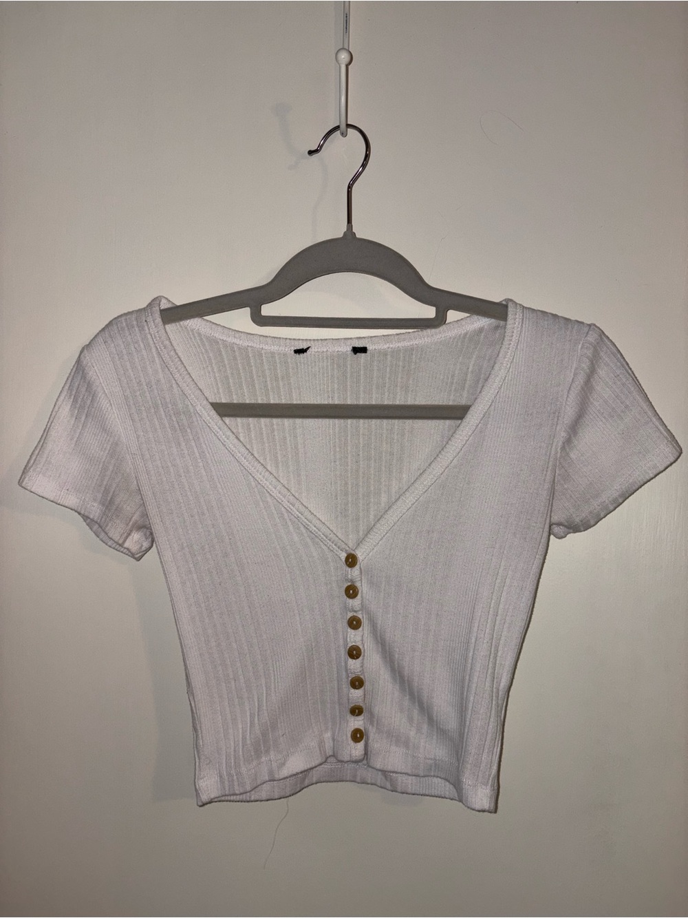 Forever 21 White Ribbed V-Neck Crop Top with Buttons